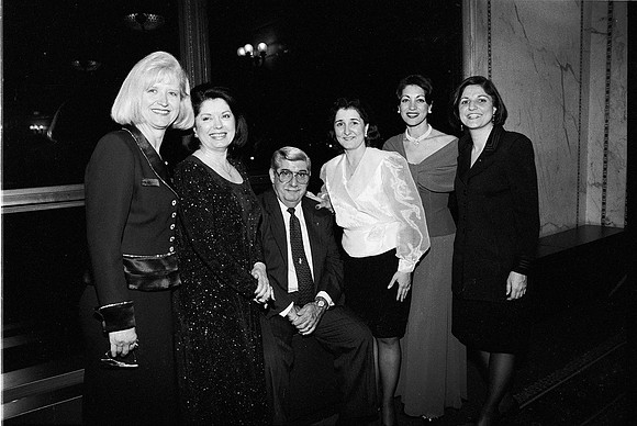 ROLL 5, NHM, THREADS OF TRADITION GALA, 10-04-1996_17