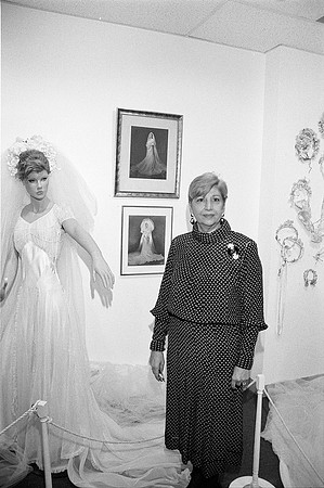 ROLL 1, NHM, THREADS OF TRADITION GALA, 10-04-1996 _23