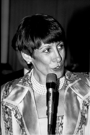 R2, NHM DORA STRATOU 1994_05