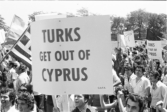 ROLL 2_TURKS GET OUT OF CYPRUS DEMONSTATION 1974_16A