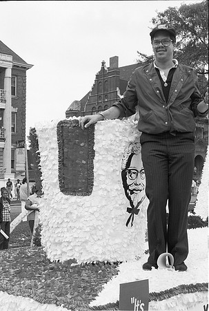 BUD BILLIKEN DAY PARADE ROLL 2 1981_21