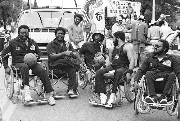 BUD BILLIKEN DAY PARADE ROLL 3 1981_36