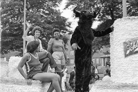 BUD BILLIKEN DAY PARADE ROLL 3 1981_05