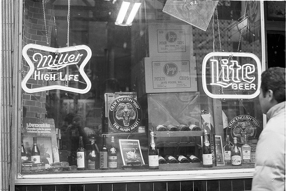 ST. PATRICKS PARADE 1981 (69)_33