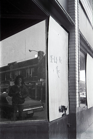 STORE FRONTS CHICAGO 1979 (2)_13