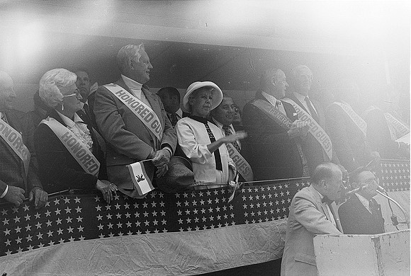 ROLL 2_GERMAN VON STEUBEN PARADE 1981_44A