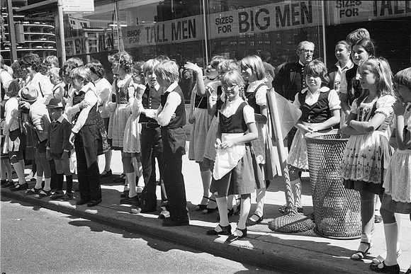 ROLL 1_GERMAN VON STEUBEN PARADE 1981_01