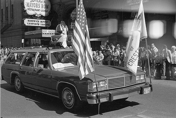 ROLL 2_GERMAN VON STEUBEN PARADE 1981_31A