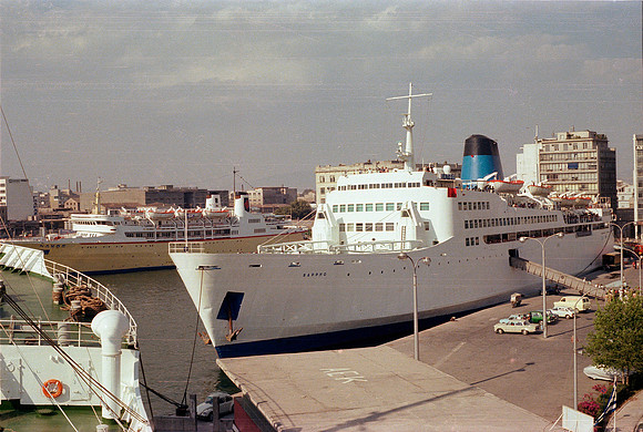 SARONIS, PIRAEUS COLOR, GR 1977_13-2