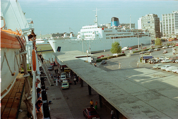 SARONIS, PIRAEUS COLOR, GR 1977_33