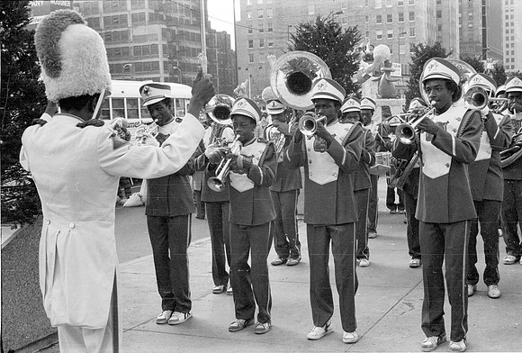 SANTA'S FANTASY PARADE 1981_35