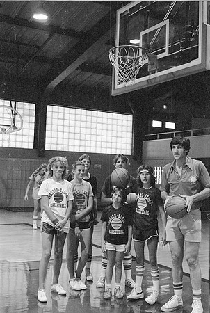 JERRY SLOAN COACHING GIRLS BASKETBALL AT ANGEL GUARDIAN, Misericordia 1979_26