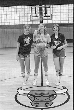 JERRY SLOAN COACHING GIRLS BASKETBALL AT ANGEL GUARDIAN, Misericordia 1979_21
