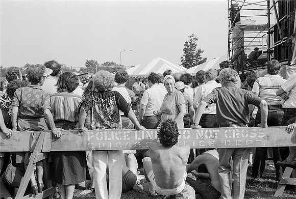 JEWISH FEST ROGERS PARK 1981_04