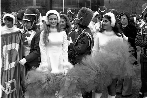 CHRISTMAS PARADE ROLL 1 1974_21