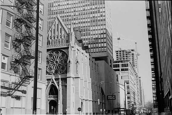 RUSH ST. ST. JAMES, MICHIGAN AVE. MANNEQUINS, HALLOWEEN, SELFIES 1975_26