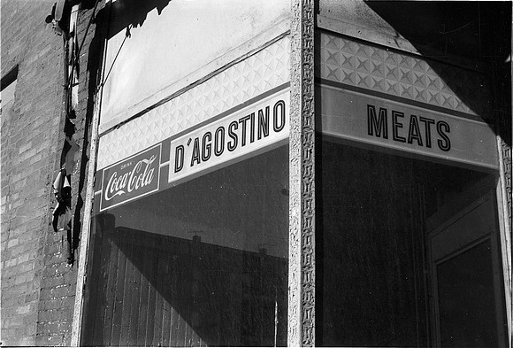 UIC AREA, CARNIVAL, TAYLOR ST. DOWNTOWN_28