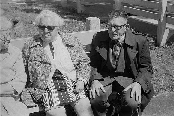 CLAREMONT & GRANVILLE Korczak Playlot Park 1975_10A