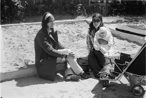 CLAREMONT & GRANVILLE Korczak Playlot Park 1975_00A