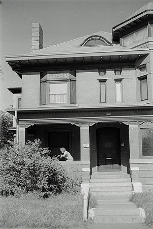 OAK PARK VICTORIAN EXTERIORS 1975_01_
