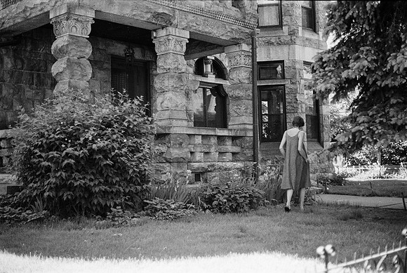 OAK PARK VICTORIAN EXTERIORS 1975_03