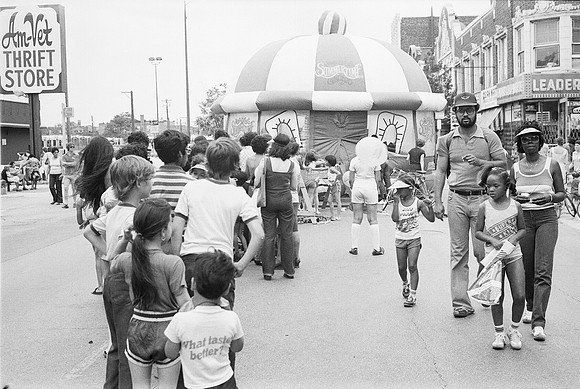 ASIAN FEST ALBANY PARK 1981_34
