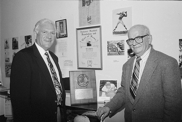 NHM, SPORTS EXHIBIT, 06-23-1994_-25