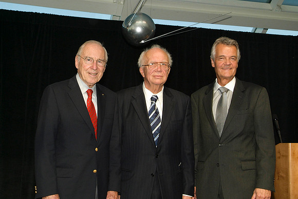 SPUTNIK 50, 2007 AT THE ADLER PLANETARIUM, SERGEI KRUSHCHEV