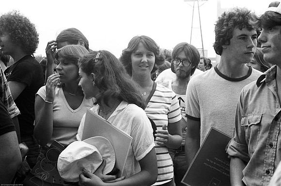 Jpeg_Disco_Demolition_1979_Diane_Alexander_White-006