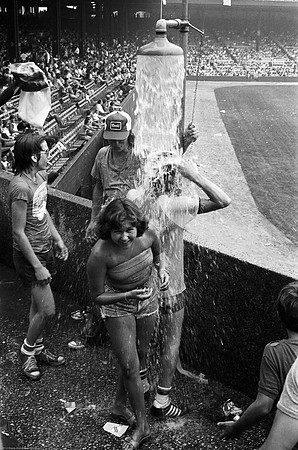 Jpeg_Disco_Demolition_1979_Diane_Alexander_White-017
