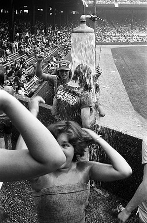 Jpeg_Disco_Demolition_1979_Diane_Alexander_White-018