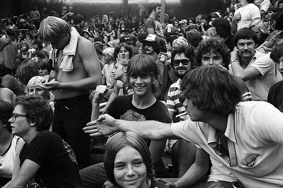 Jpeg_Disco_Demolition_1979_Diane_Alexander_White-028
