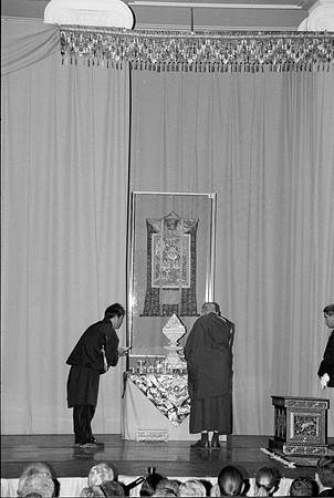 Dalai Lama’s 1999 visit to the Field Museum