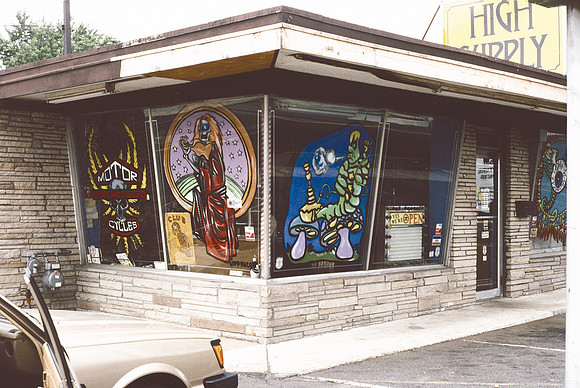 LEBANON, NEW JERSERY, HEADSHOP, RITZ THEATER, WHITE FAMILY 1980 (7)