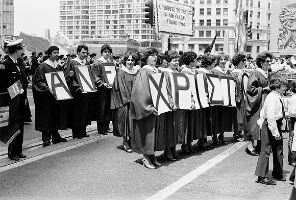NHM, GATHER TOGETHER EXHIBIT 2022_ROLL 1_GREEK INDEPENDENCE DAY PARADE 1981_012-2