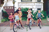 KIDS ON 3731 N MAGNOLIA 1980 COLOR SLIDE_15