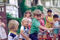KIDS ON 3731 N MAGNOLIA 1980 COLOR SLIDE_18