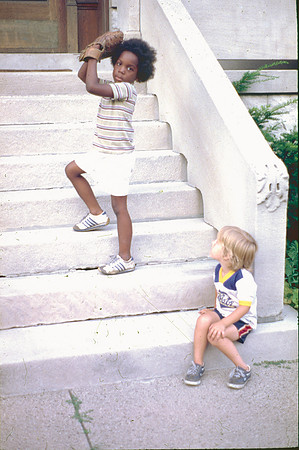 KIDS ON 3731 N MAGNOLIA 1980 COLOR SLIDE_22