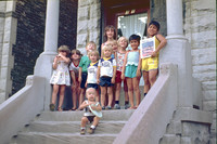 KIDS ON 3731 N MAGNOLIA 1980 COLOR SLIDE_06