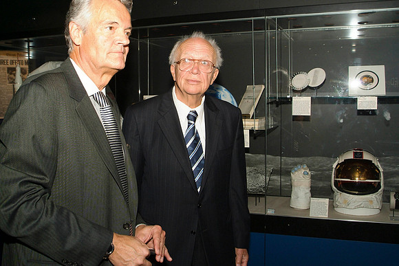 SPUTNIK 50, 2007 AT THE ADLER PLANETARIUM, SERGEI KRUSHCHEV