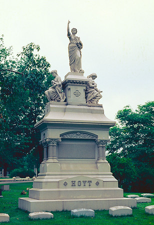 GRACELAND CEMETARY CHGO 1980 DAW (1)
