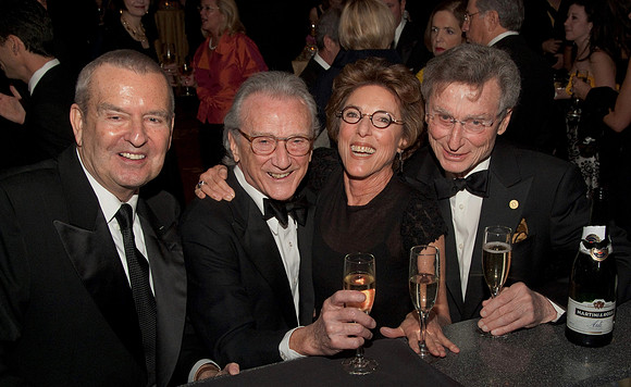 Landmarks Illinois Legendary Landmarks, 2015 Michael Kutza, Victor Skrebnesksi, Susan & Lew Manilow