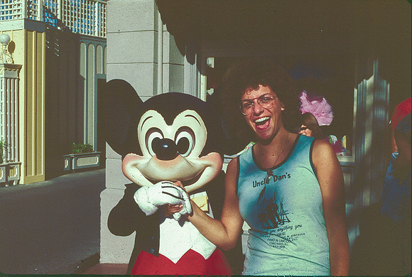 DISNEYLAND, TUCSON, MISSION SAN XAVIER DEL BAC 1978 DAW (1)