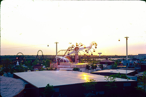 MITCHELL WI, GREAT AMERICA 1980 FLW DAW_14