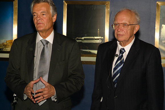 SPUTNIK 50, 2007 AT THE ADLER PLANETARIUM, SERGEI KRUSHCHEV
