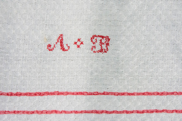 DIANE ALEXANDER WHITE TEXTILE COLLECTION (42)