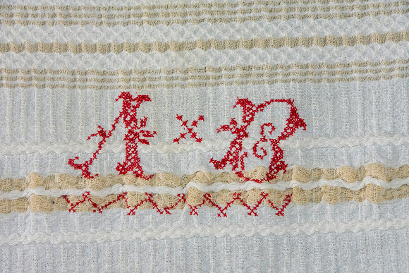 DIANE ALEXANDER WHITE TEXTILE COLLECTION (50)