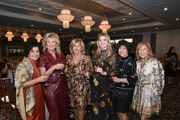 The Hellenic Debutante League Foundation Ladies Night, 2026-25