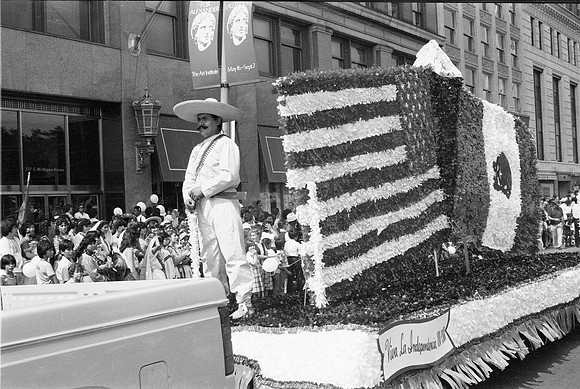 NHM, GATHER TOGETHER EXHIBIT 2022_ROLL 2_MEXICAN CIVIC SOCIETY PARADE 1981_33A-2