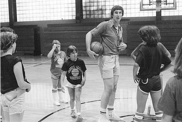 JERRY SLOAN COACHING GIRLS BASKETBALL AT ANGEL GUARDIAN, Misericordia 1979_12